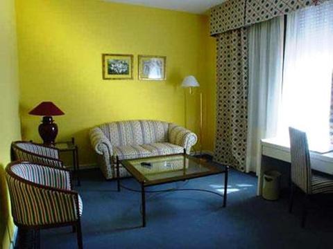 Hotel Las Cigueenas Trujillo Bilik gambar